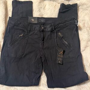 Celebrity Pink Black Skinny Zip-Pocket Pants